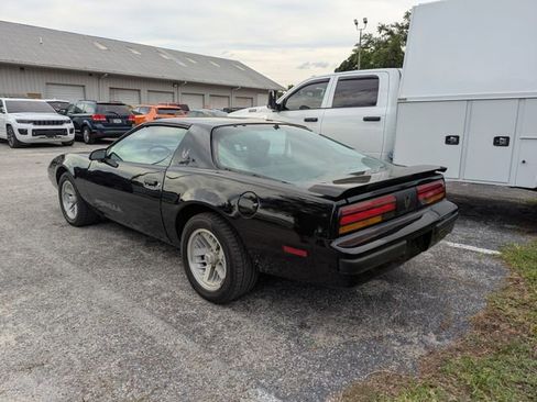 Used 1989 Pontiac Firebird Coupe RWD image 5