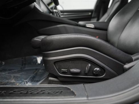 Used 2023 Porsche Panamera 4 Platinum Edition w/ Assistance Package AWD/4WD image 40