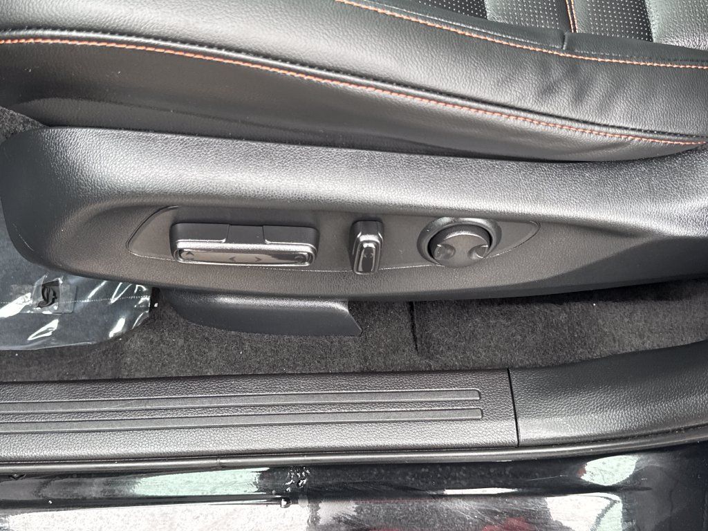 Used 2025 Honda CR-V Sport-L image 44