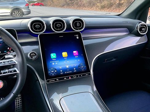 Certified 2025 Mercedes-Benz GLC 43 AMG 4MATIC image 6