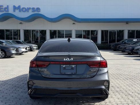 Used 2024 Kia Forte GT-Line w/ GT-Line Premium Package FWD image 12