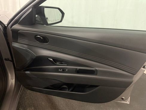 Certified 2025 Hyundai Elantra Sport w/ Cargo Package image 30