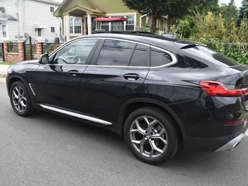 Used 2024 BMW X4 xDrive30i w/ Parking Assistance Package AWD/4WD image 5