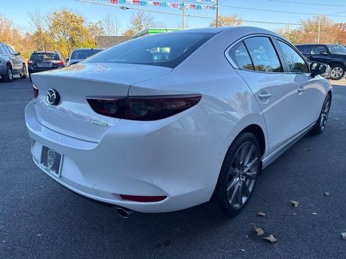 Used 2019 MAZDA MAZDA3 Sedan w/ Select Package image 5