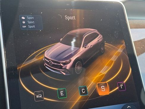 Certified 2026 Mercedes-Benz GLC 300 4MATIC image 35