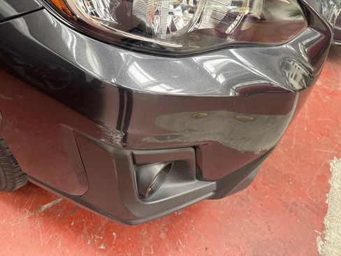 Used 2019 Subaru Crosstrek 2.0i AWD/4WD image 9