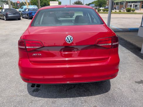 Used 2015 Volkswagen Jetta S FWD image 6