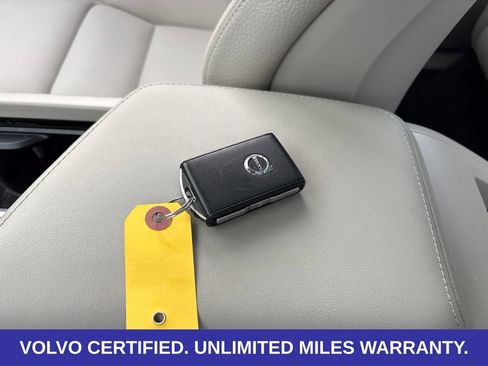 Certified 2024 Volvo XC60 B5 Plus w/ Protection Package Premier AWD/4WD image 26