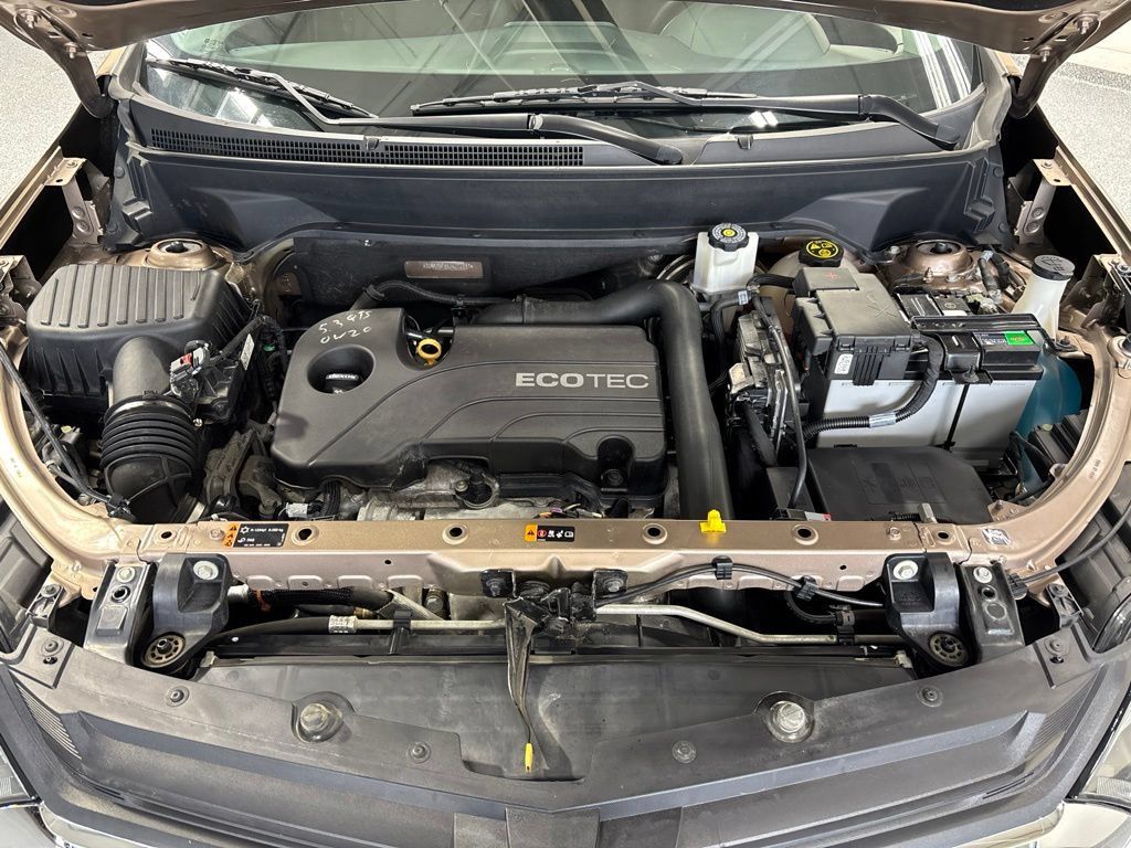 Used 2018 Chevrolet Equinox LT AWD/4WD image 44