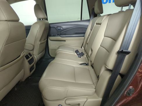 Used 2019 Honda Pilot Touring image 20