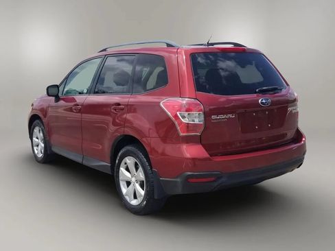 Used 2014 Subaru Forester 2.5i Premium w/ All-Weather Package AWD/4WD image 8