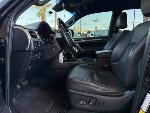 Used 2020 Lexus GX 460 Premium w/ Premium Package AWD/4WD image 34