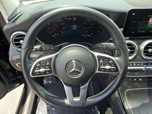 Used 2022 Mercedes-Benz GLC 300 image 18