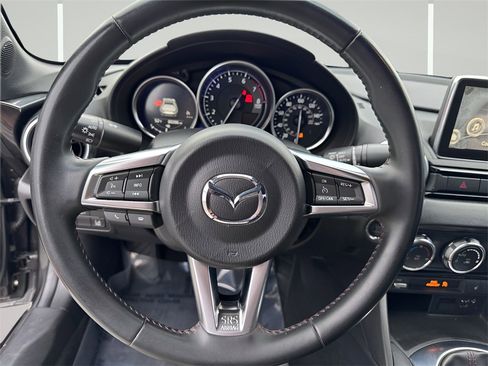 Used 2017 MAZDA MX-5 Miata RF Grand Touring image 16