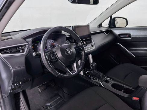 Certified 2024 Toyota Corolla Cross LE AWD/4WD image 9