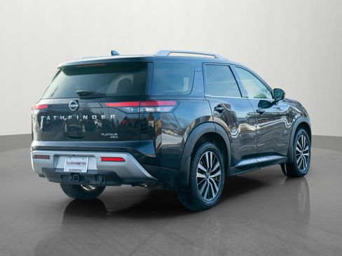 Used 2023 Nissan Pathfinder Platinum w/ Cargo Package image 7