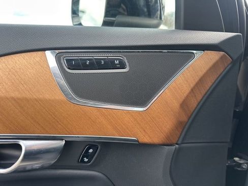 Certified 2023 Volvo XC90 B6 Plus w/ Protection Package Premier image 33