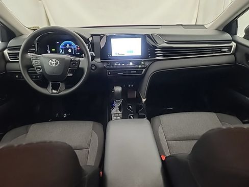 Used 2026 Toyota Camry LE FWD image 21