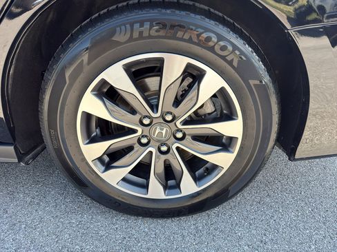Used 2021 Honda Odyssey EX-L image 27