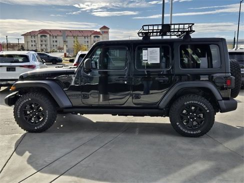 Used 2021 Jeep Wrangler Unlimited Sport image 35