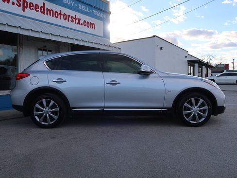 Used 2017 INFINITI QX50 2WD image 4