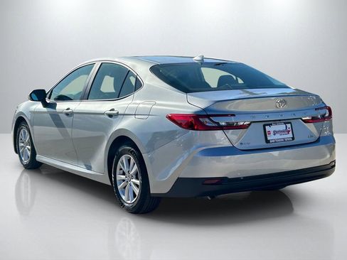 Certified 2025 Toyota Camry LE FWD image 7