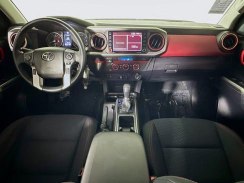 Used 2021 Toyota Tacoma SR5 image 25