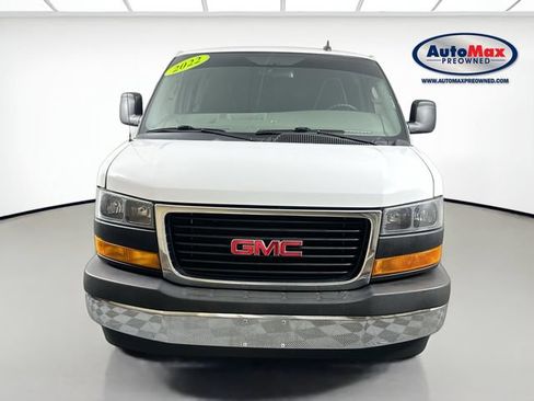 Used 2022 GMC Savana 2500 w/ Driver Convenience Package RWD image 8