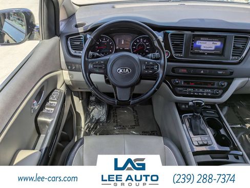 Used 2015 Kia Sedona EX w/ EX Premium Package image 16