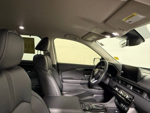 Used 2025 Honda Pilot EX-L image 53