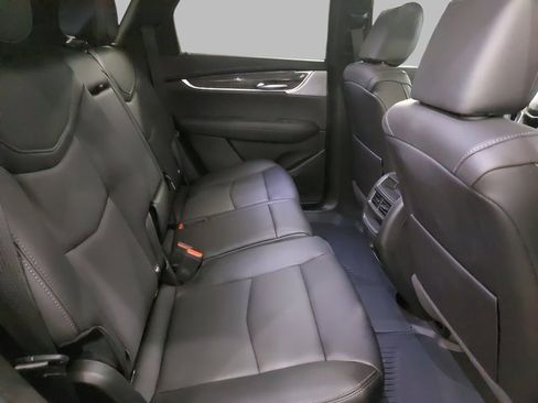 Used 2025 Cadillac XT5 Sportv w/ Technology Package image 11