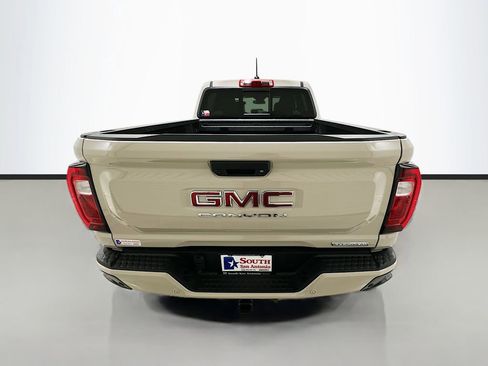 New 2026 GMC Canyon Elevation w/ Convenience Package image 6