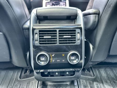 Used 2018 Land Rover Range Rover Sport HSE image 22