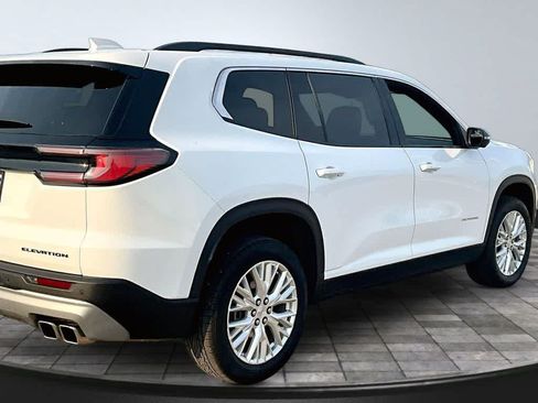Used 2024 GMC Acadia Elevation AWD/4WD image 7