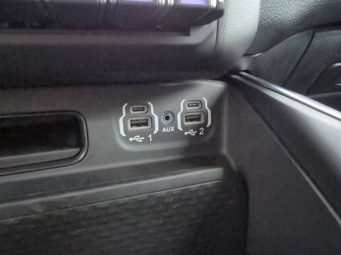 Used 2021 RAM 1500 Big Horn AWD/4WD image 18