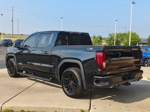 Used 2022 GMC Sierra 1500 Elevation w/ LPO, Elevation Black Package AWD/4WD image 10