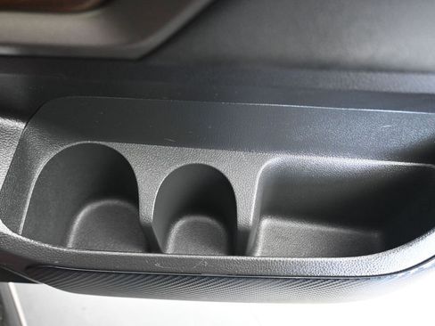 Used 2021 Nissan Titan Platinum Reserve w/ Moonroof Package image 45