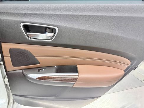 Used 2018 Acura TLX V6 SH-AWD w/ Advance Package image 18