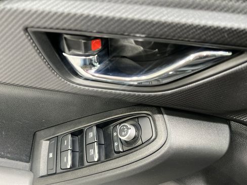 Used 2024 Subaru Crosstrek 2.5i Limited w/ Crosstrek Mirror Package image 13