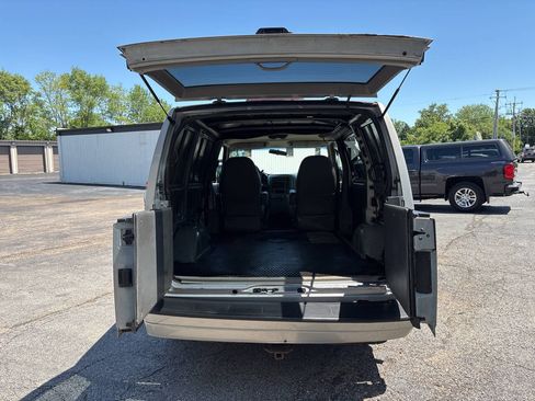 Used 1998 Chevrolet Astro AWD image 18