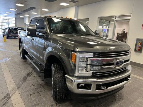 Used 2018 Ford F350 Lariat w/ Lariat Ultimate Package image 4