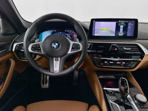 Certified 2023 BMW 540i xDrive w/ Dynamic Handling Package image 23