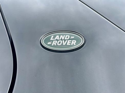 Certified 2025 Land Rover Discovery Sport S AWD/4WD image 38