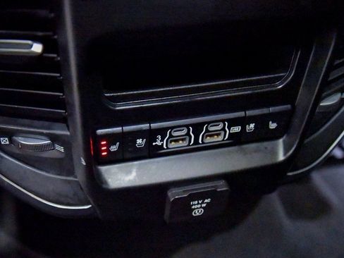 Used 2020 RAM 1500 Limited AWD/4WD image 36