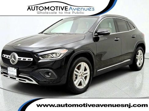 Used 2023 Mercedes-Benz GLA 250 4MATIC w/ Premium Package image 1