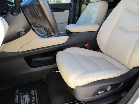 Used 2019 Cadillac XT5 FWD image 15