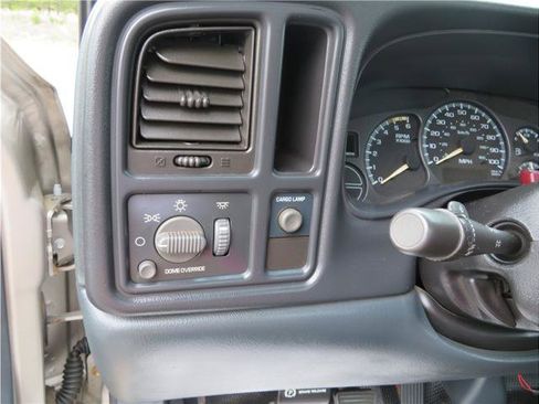 Used 2001 Chevrolet Silverado 3500 2WD Regular Cab image 9
