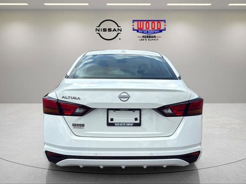 Certified 2025 Nissan Altima 2.5 S FWD image 3
