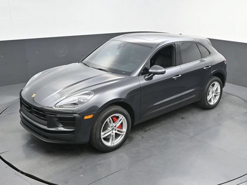 Certified 2023 Porsche Macan AWD/4WD image 24