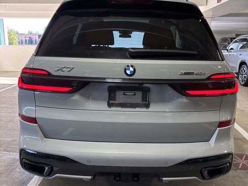 Certified 2024 BMW X7 xDrive40i w/ M Sport Package AWD/4WD image 6
